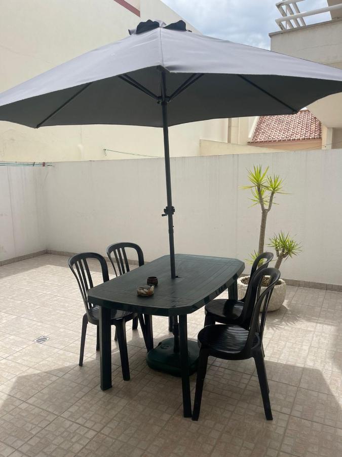 Cricket Apartments Феррел Екстер'єр фото